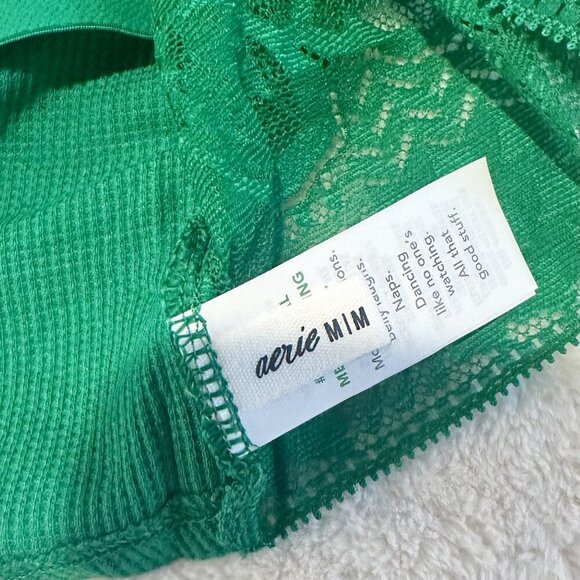 NWT Aerie Holiday Green Floral Lace Ribbed Bralette Crop Top - Size: Medium - Picture 3 of 6